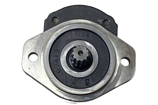 T128926 Hydraulic Pump (Tier 4 Deutz) - Image 5