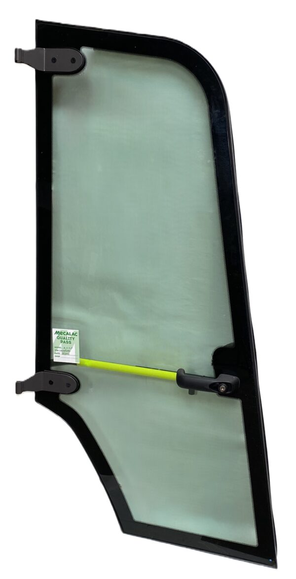 T160658 RH Door Assembly - Mecalac (1)