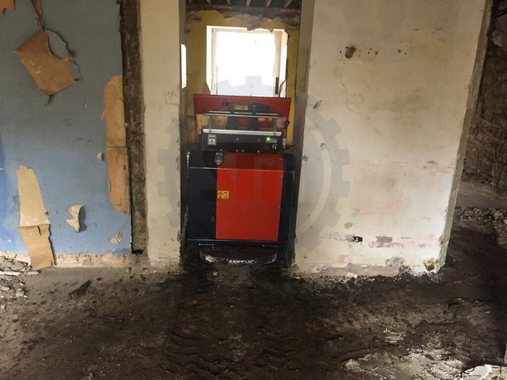 Slanetrac HT1000 track dumper working through a doorway